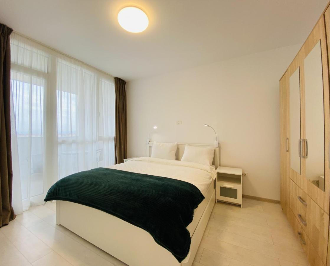 Charming Flat In Brasov With Balcony Panoramic View 아파트 외부 사진